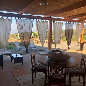 Dammuso Rekhale Con Vista Mare Scauri (Sicily)